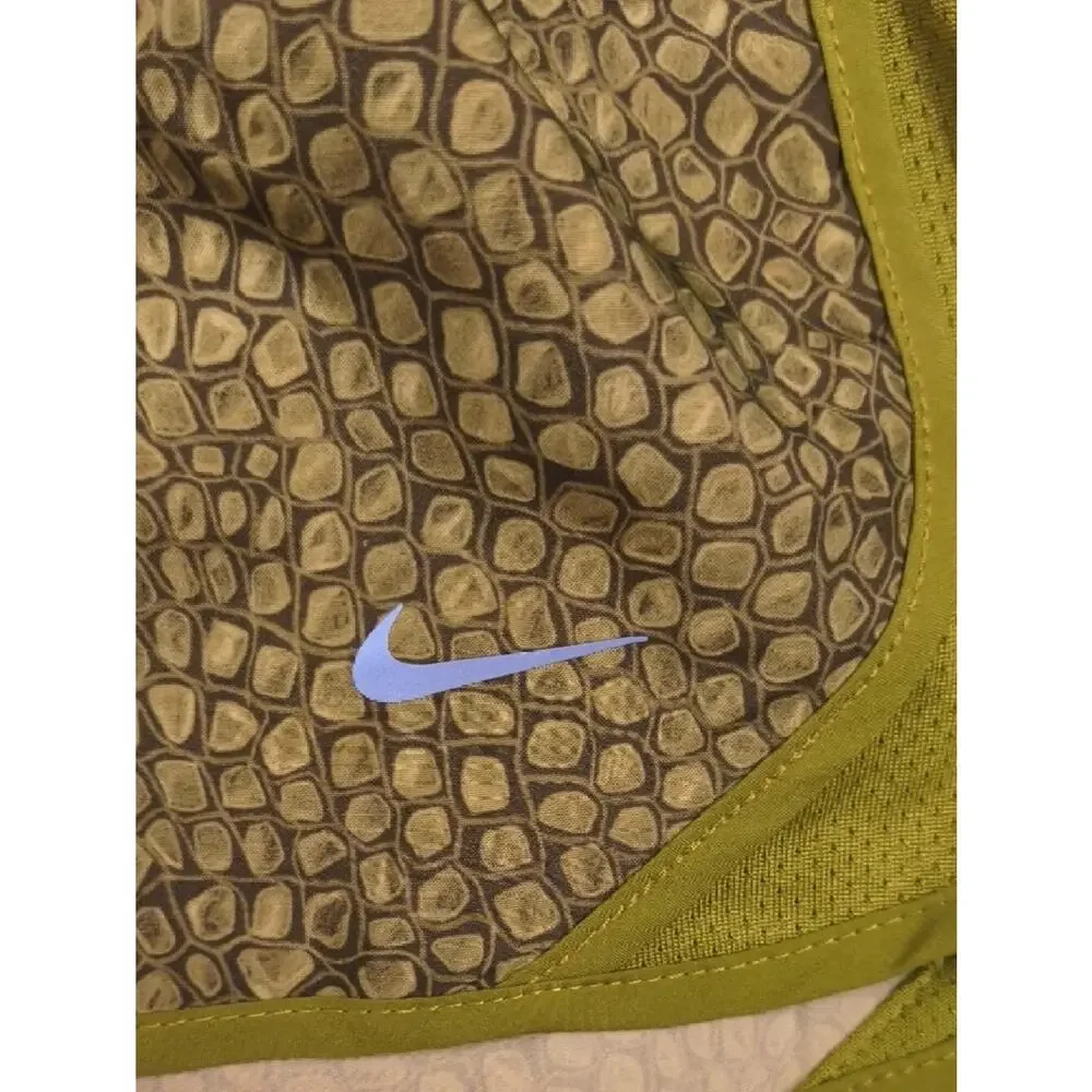 Nike brand lightweight